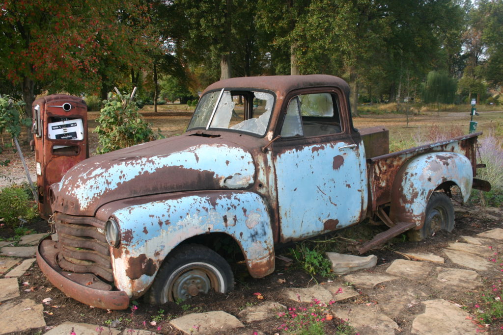 Rusted classic pickup truck